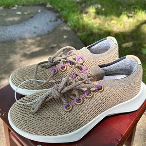 Women’s ALL BIRDS LIMITED EDITION Tree Dasher 2 
Hazy Beige/Lux Purple  Size 7.5